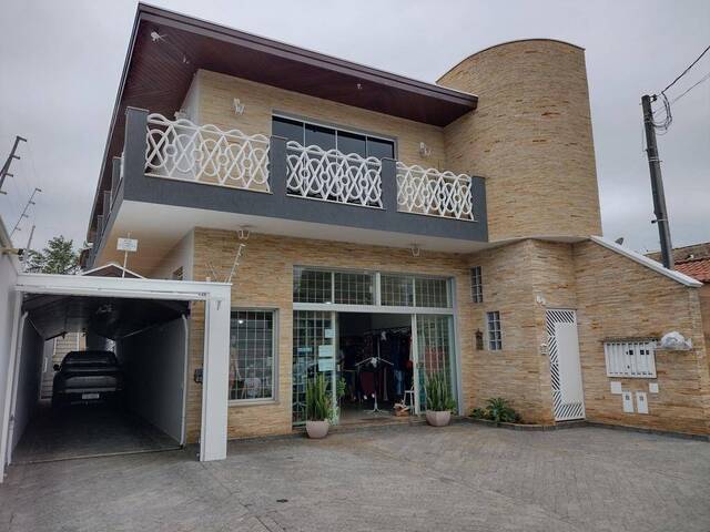 fachada sobrado no Aterrado em Mogi Mirim
