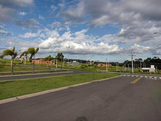 #tr150rmaR - Terreno para Venda em Mogi Mirim - SP